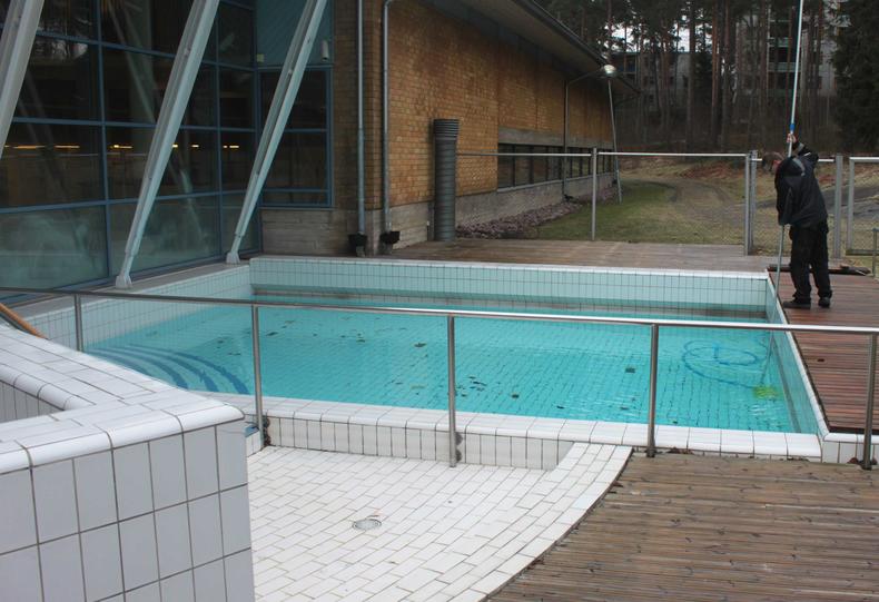 Uintikeskus Ulpukan ulkoallas.
