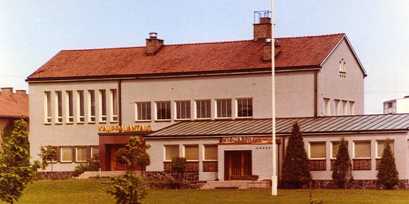 Raision kauppalantalo 1960-luvulta.